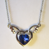 Кулон с цепочкой в виде сердца с синим кристаллом Сваровски