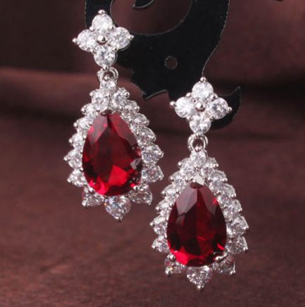 Серьги c фианитами E-179-red недорого