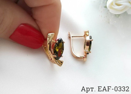 Серьги с фианитами EAF-0332 вид сбоку
