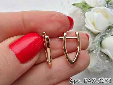 Серьги с золотым покрытием EAX-0378 вид сбоку