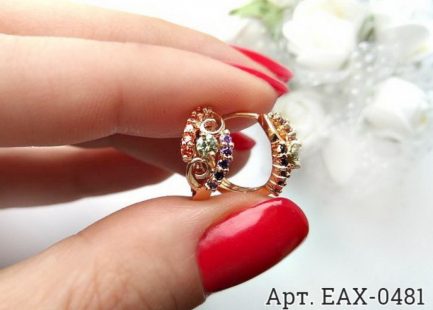 Серьги с цветными фианитами EAX-0481 вид сбоку