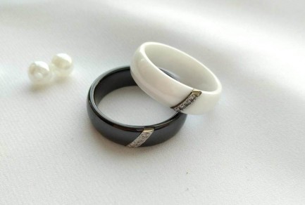 Кольцо из белой керамики RXI-0016 цена