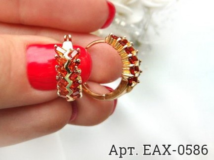 Фианитовые серьги EAX-0586 вид сбоку