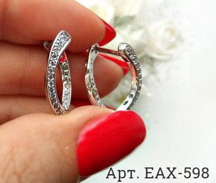 Серьги родированные с фианитовыми вставками EAX-0598 вид сбоку