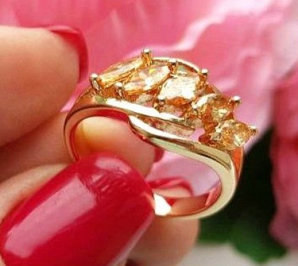 Кольцо позолоченное с цветными фианитами RIF-0184 медицинское золото