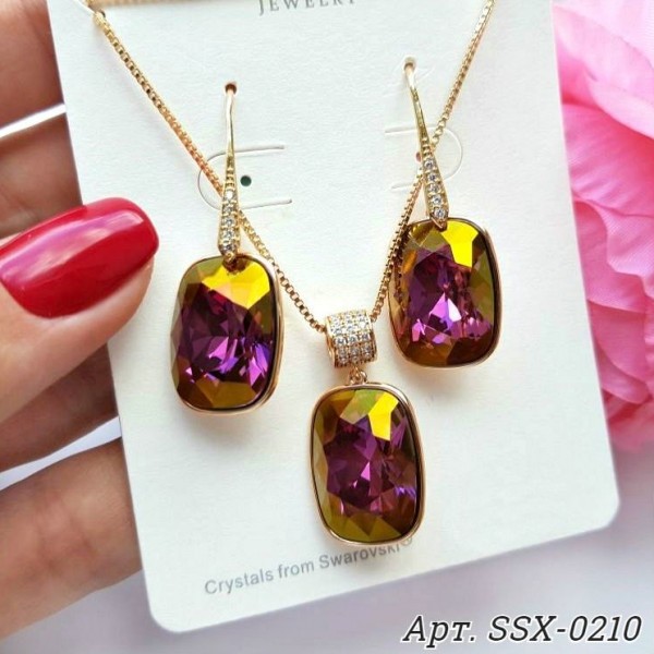Комплект бижутерии с цветными кристаллами Swarovski SSX-0210-fiol