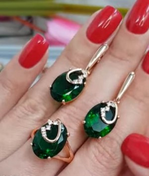 Комплект с фианитами ER-102-green