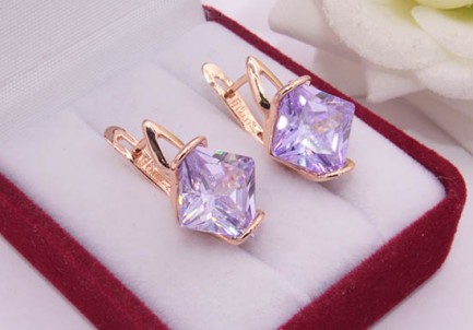 Серьги с цветными фианитами E-399 цена
