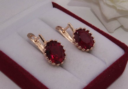 Серьги красные фианитовые E-503 цена