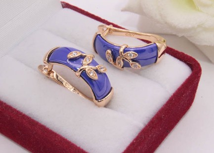 Серьги позолоченные с вставками из керамики и фианитов E-691-g-blue стоимость