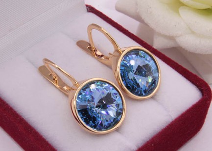Серьги позолоченные с кристаллами Swarovski E-736 цена