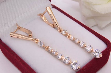 Серьги позолоченные фианитовые E-846 цена