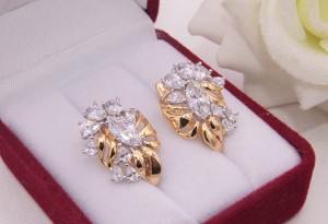 Серьги фианитовые с золотым покрытием E-849 цена