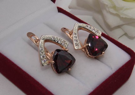 Серьги фианитовые с комбинированным покрытием E-1022 стоимость