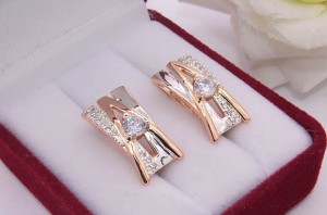 Серьги с фианитами E-1056 цена