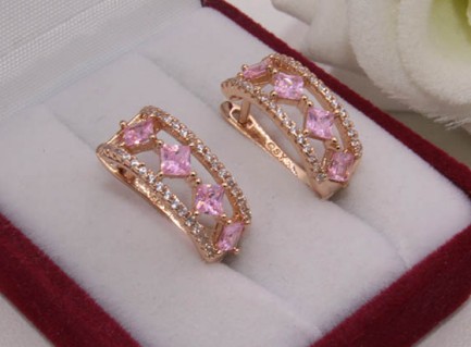 Серьги с фианитами E-972 цена