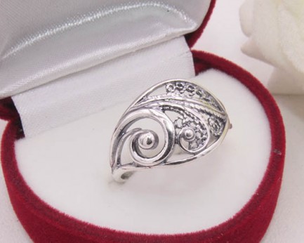 Кольцо ажурное с серебряным покрытием R-0094 недорого