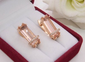 Серьги позолоченные с фианитами E-1101 цена