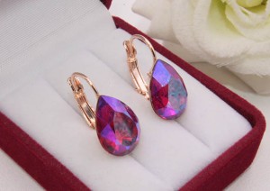 Cерьги позолоченные с кристаллами Swarovski E-1120 цена