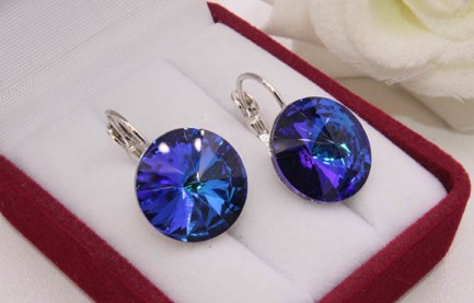 Cерьги родированные с цветными кристаллами Swarovski E-1135 цена