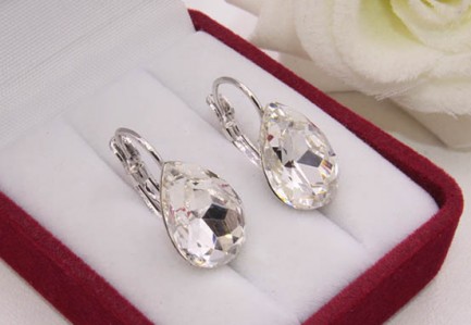 Cерьги родированные с кристаллами Swarovski E-1139 цена