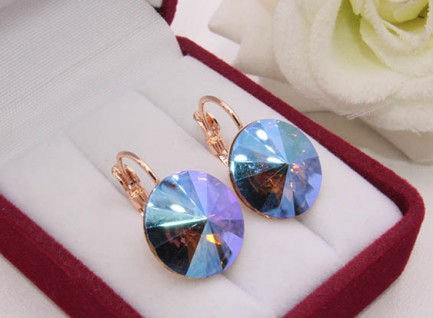 Cерьги позолоченные с цветными кристаллами Swarovski E-1155 цена