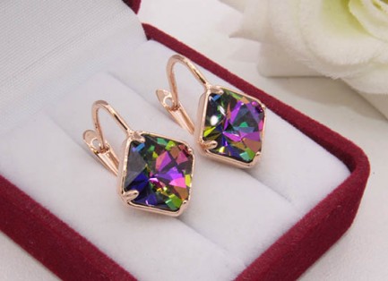 Cерьги с разноцветными кристаллами Swarovski E-1199 цена