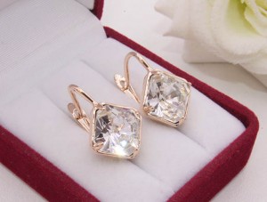 Cерьги позолоченные с кристаллами Swarovski E-1201 цена