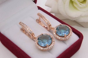 Серьги позолоченные с фианитами E-1231 цена