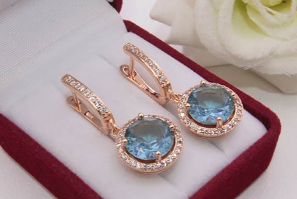 Серьги позолоченные с фианитами E-1231 цена