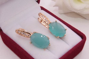Серьги позолоченные с цветными фианитами E-1290 цена
