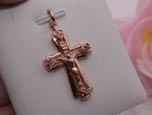 Крест с розовыми фианитами