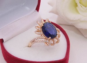 Кольцо фианитовое с позолотой R-0257 цена