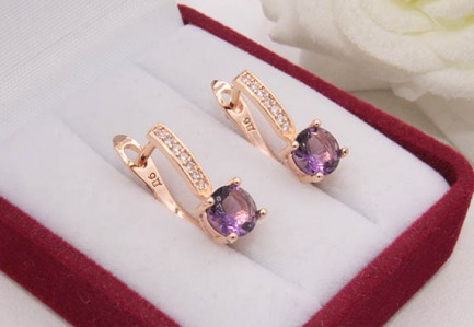 Серьги с фианитами и позолотой E-1391 цена