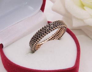 Кольцо позолоченное с фианитами R-0291 купить