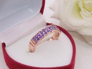 Кольцо с цветными фианитами R-0384 недорого