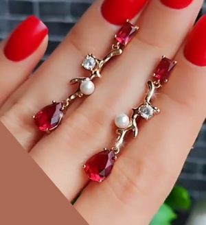 Серьги позолоченные с фианитами и жемчугом E-6113