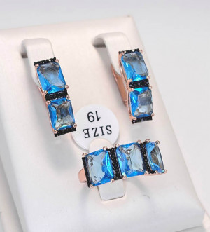 Комплект украшений с цветными фианитами ER-1766-gbs-blue