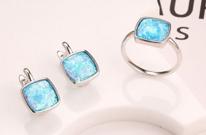 Комплект бижутерии с цветным опалом ER-1801-s-blueopal