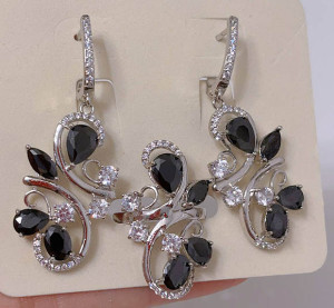 Комплект позолоченной бижутерии с фианитами ER-065-s-black