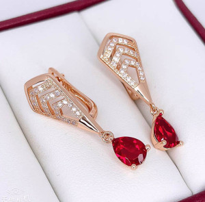 Серьги позолоченные с цветными фианитами E-6604