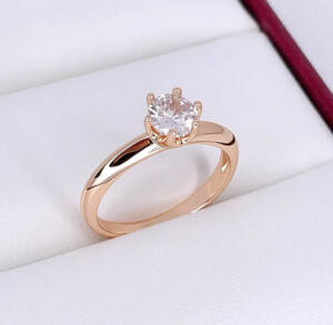 Кольцо позолоченное с фианитом R-832