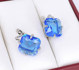 Серьги посеребренные с фианитами E-6691