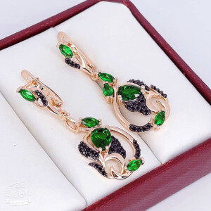 Серьги позолоченные с фианитами E-4740-g-green