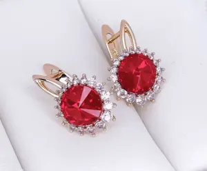 Серьги позолоченные с фианитами E-6746-g-red