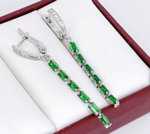 Серьги посеребренные с фианитами E-6758-s-green