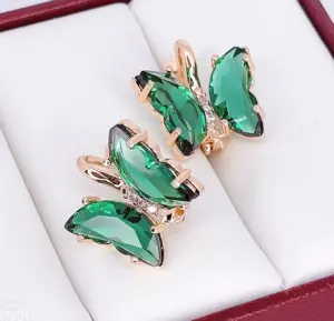 Серьги позолоченные с цветными фианитами E-6762-g-green
