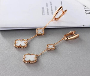 Серьги длинные позолоченные с керамикой E-6781-g-white